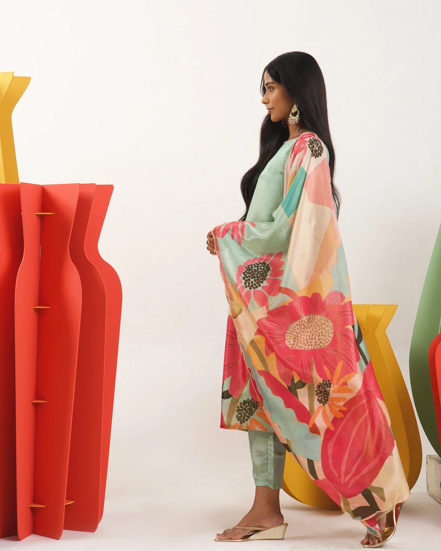 Floral Fondess Pink Straight Suit Set with Shimmer tissue silk Dupatta